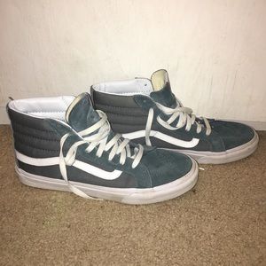 skate shoes